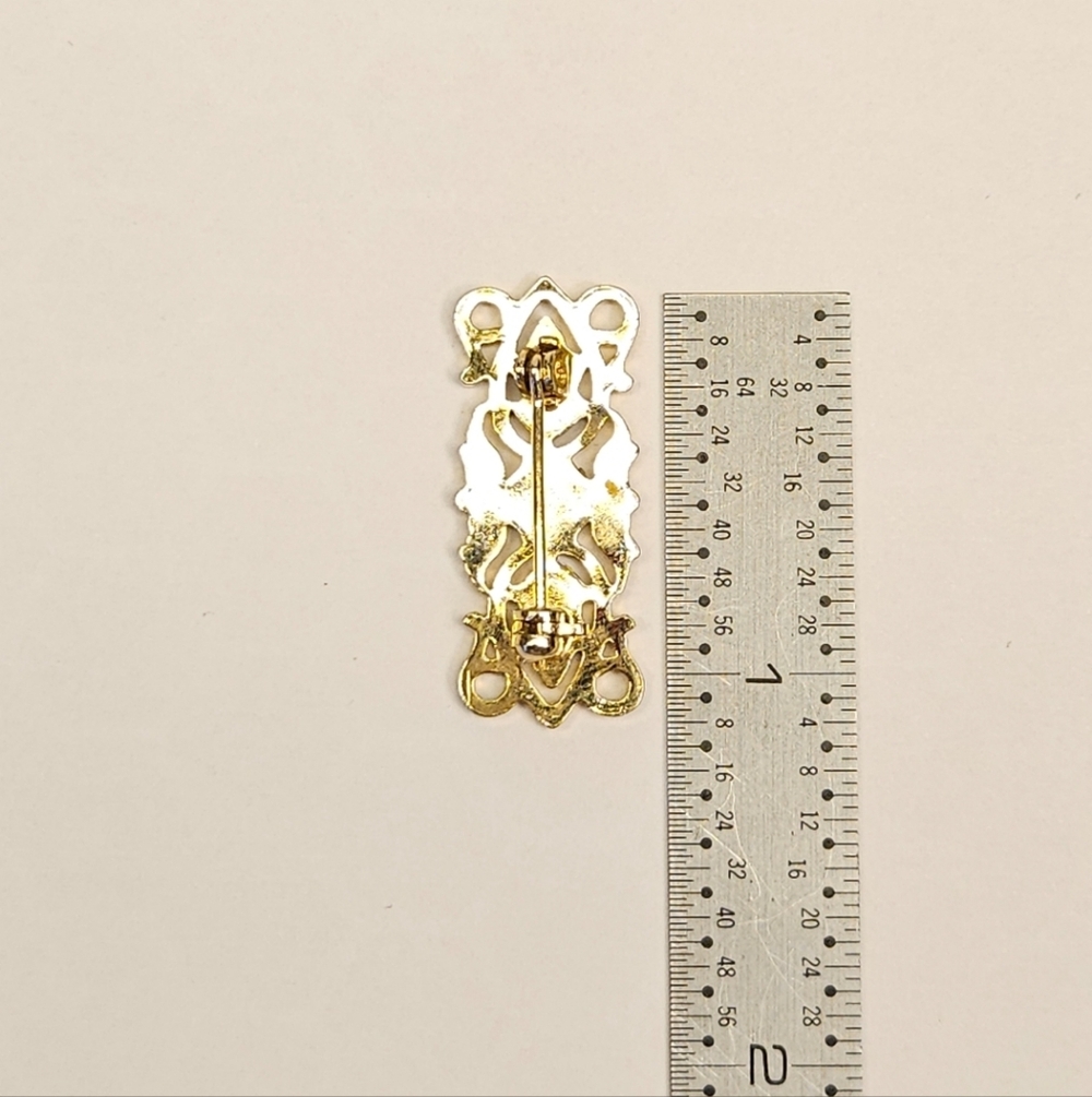 Vintage Floral Filigree Brooch - Picture 7 of 9
